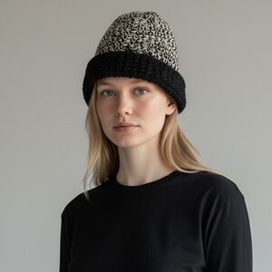Gil Aimbez vintage Black and White handmade crochet Knit beanie hat